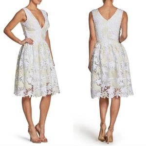 NWT Dress The Population Rita Floral Plunge Dress Size XS